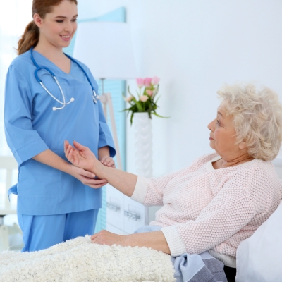 Acompanhamento em Médico para Idosos